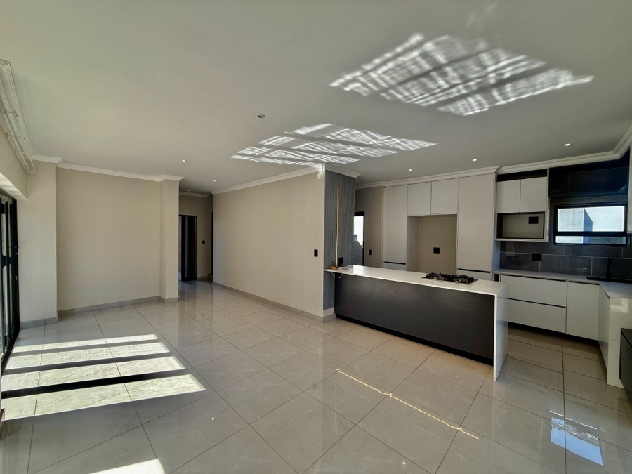 To Let 4 Bedroom Property for Rent in Melodie North West